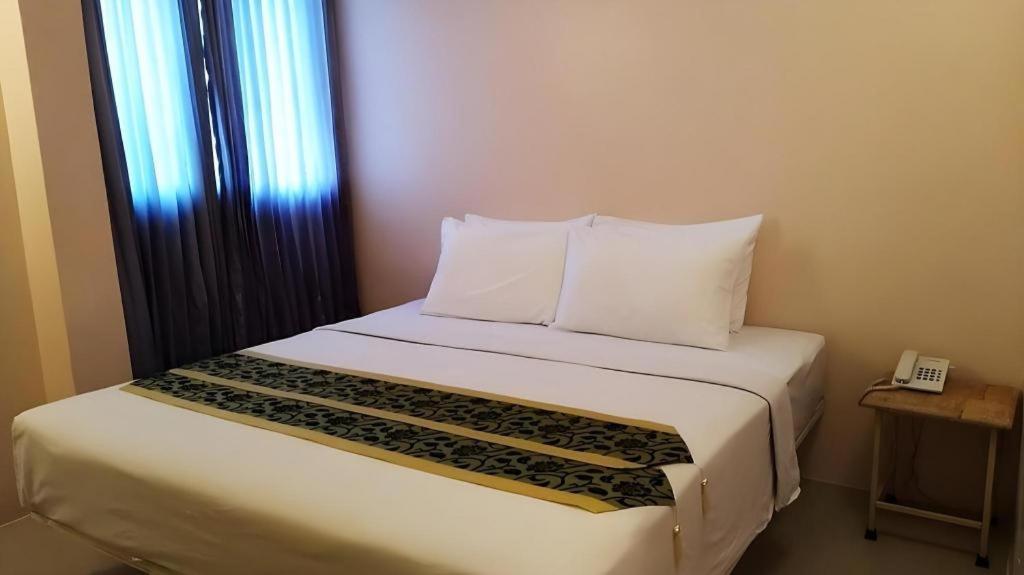 Bird Room Hotel - Pratunam Банкок Екстериор снимка