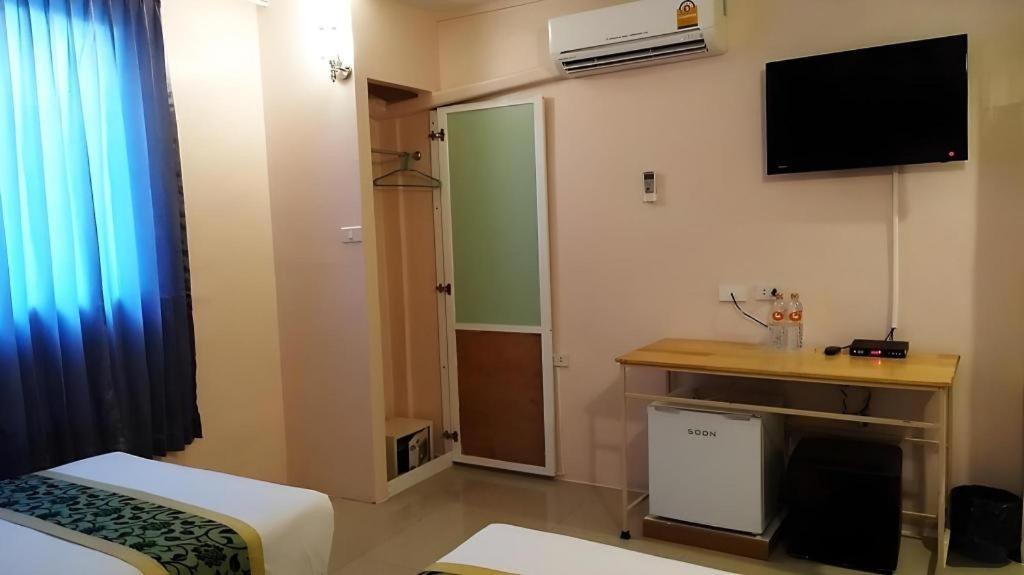 Bird Room Hotel - Pratunam Банкок Екстериор снимка